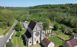 Abbaye-de-lieu-restaure-1820x1024